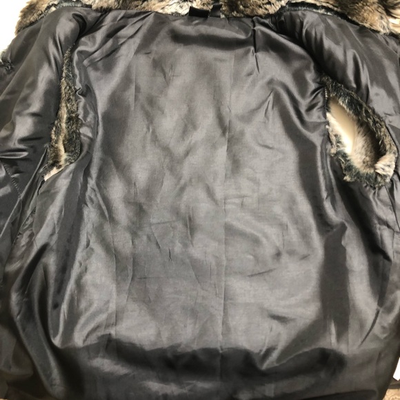 Woodland Faux Fur Vest 70% CASHMERE - worn 1X! - Picture 8 of 13